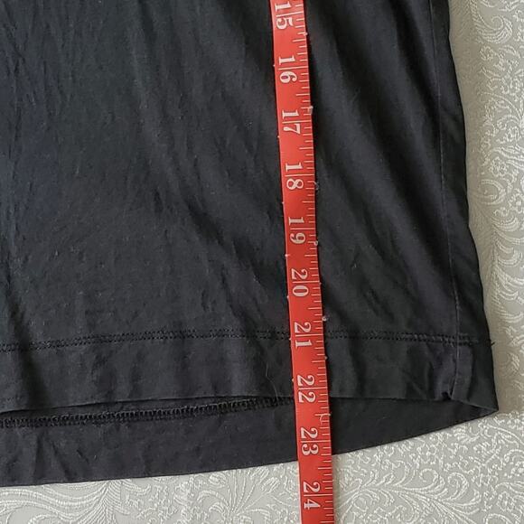 Ann Taylor Classic‎ Black T Shirt Women's Size M Gold Trim Cap Sleeve Minimalist - Picture 6 of 9